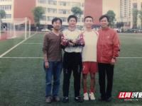 西班牙人VS皇马直播_西班牙人VS皇马免费在线高清直播_西班牙人VS皇马视频在线观看无插件本轮比赛西班牙人挑战的是皇家马德里球队。