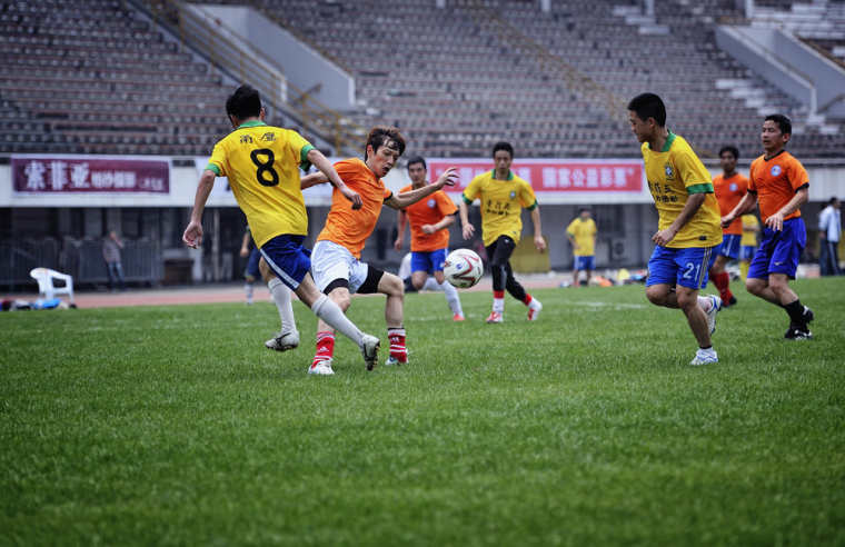 巴黎FCVS布雷斯特直播巴黎圣日耳曼 vs 布雷斯特：一场注定的荣耀与悲剧之战
